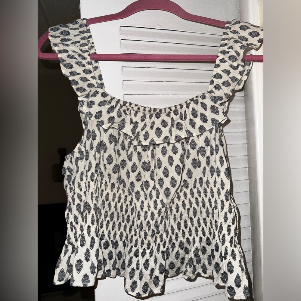 H&M Divided Smocked Ruffle Tank Top – Black & White Print (Size L)